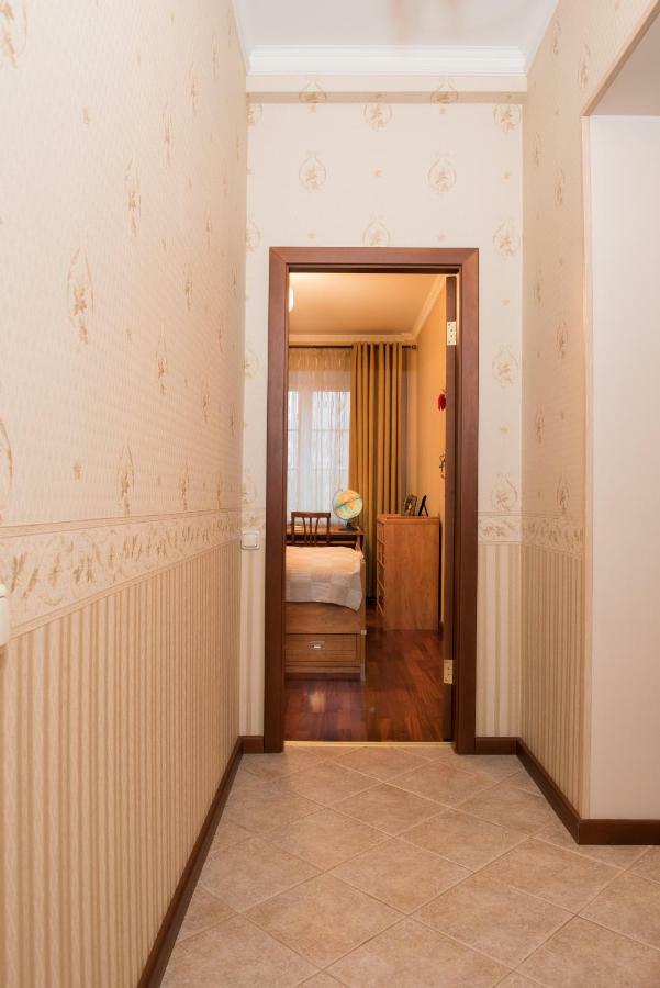 Classy Apartment In Good Neighbourhood Riga Esterno foto