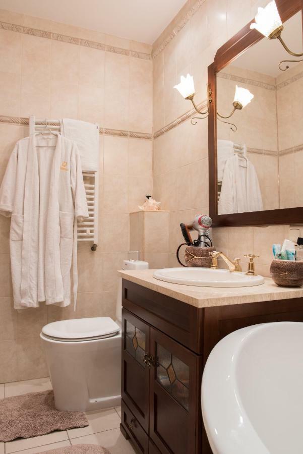 Classy Apartment In Good Neighbourhood Riga Esterno foto