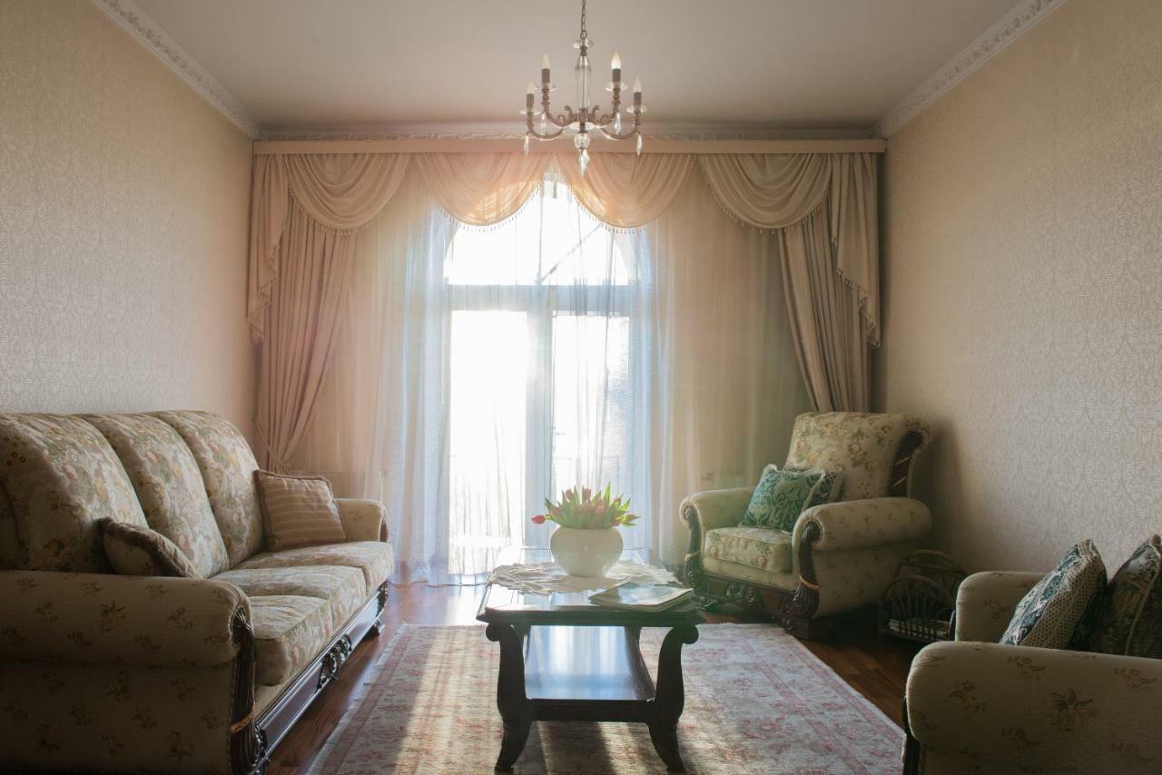 Classy Apartment In Good Neighbourhood Riga Esterno foto